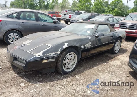 1990 Chevrolet Corvette из США, поврежденный, VIN 1G1YY3385L5104045